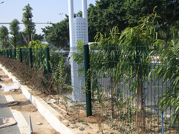 绿化带护栏网案例展示