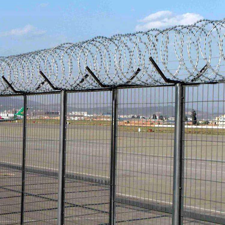 机场围界Y型安全防御护网案例图片3