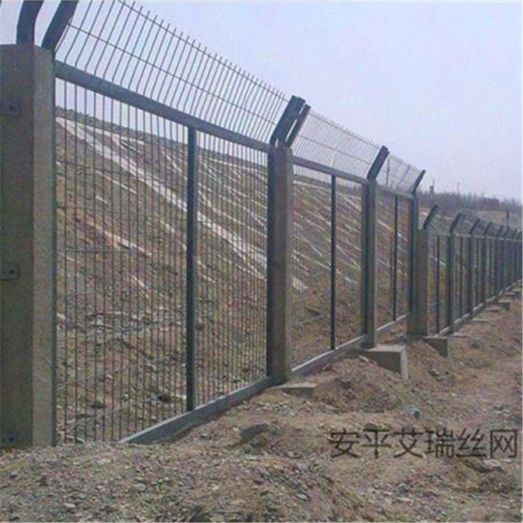 武汉铁路防护栅栏案例展示图片4
