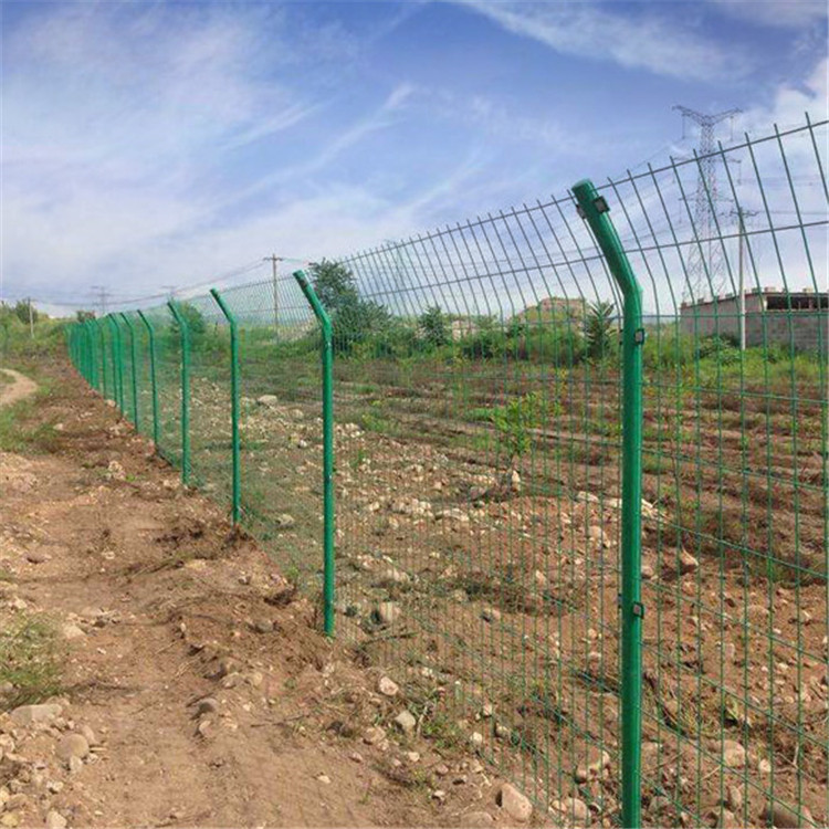 养殖水库护栏网图片4 养殖水库护栏网图片4